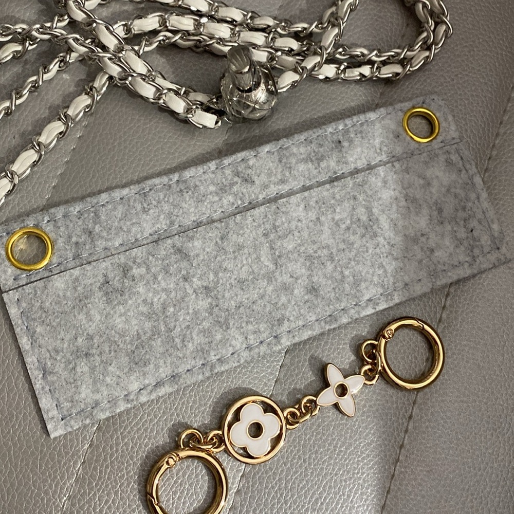 Wallet Insert, White/Silver Adjustable Chain, Bag… - image 6